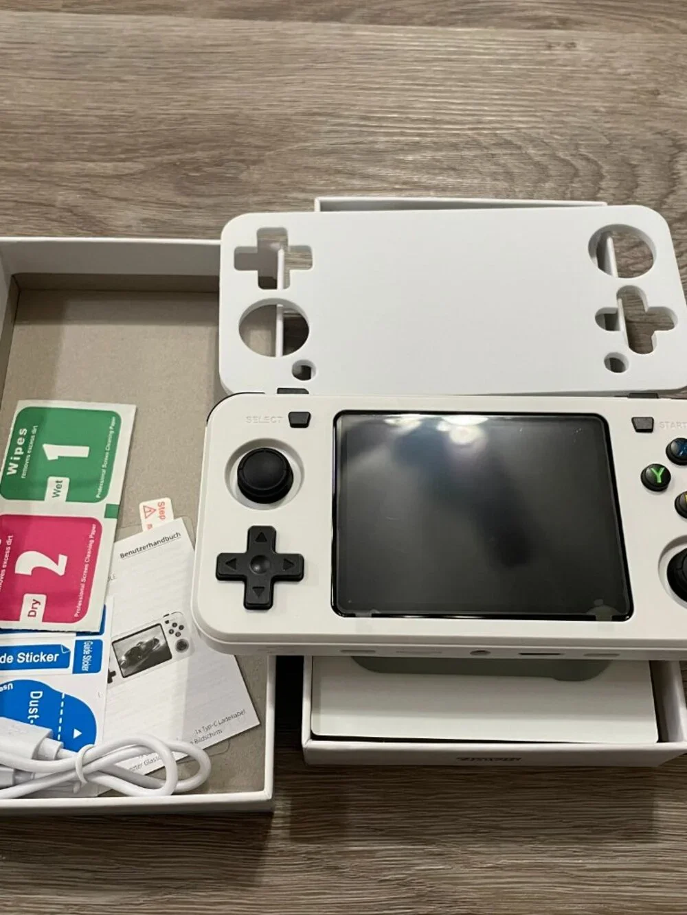 Handheld Game Console